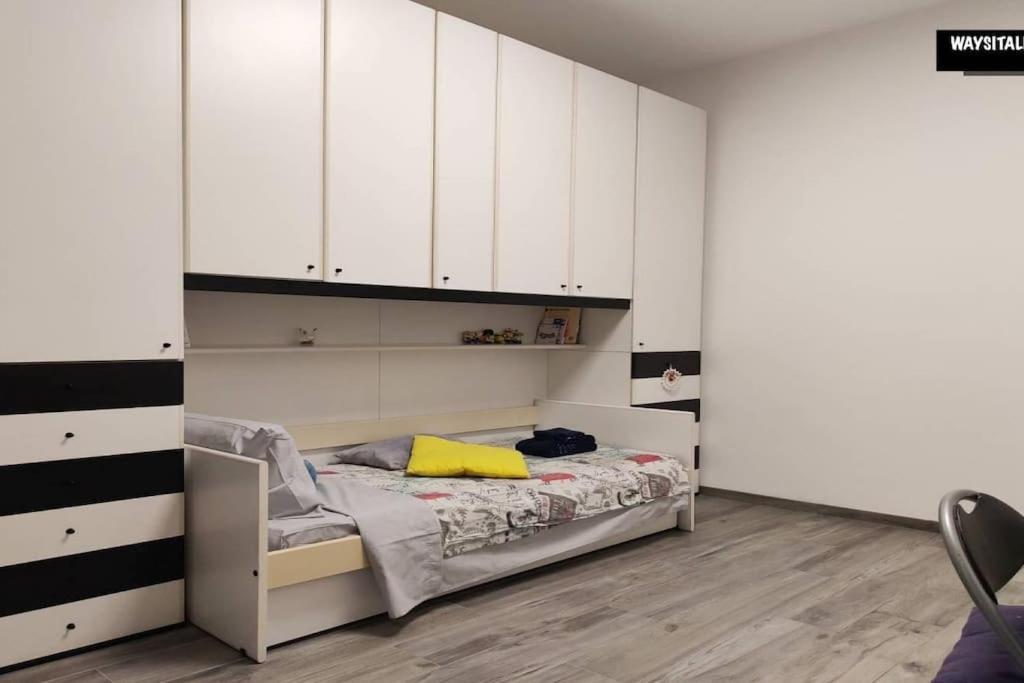De Angeli District Lägenhet Milano Exteriör bild